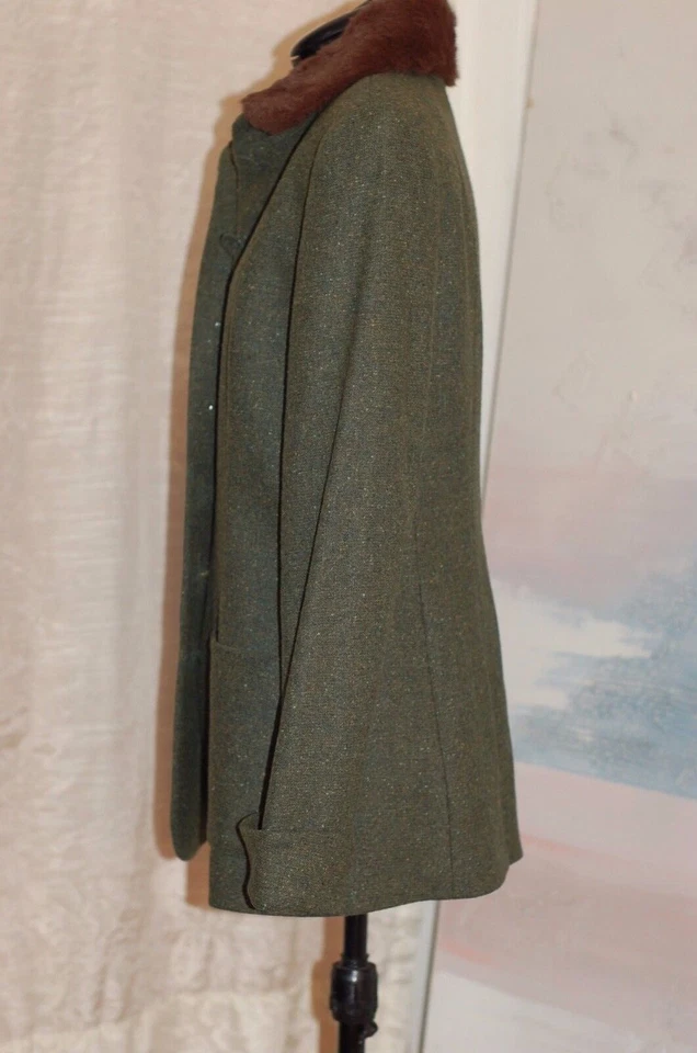 Chaqueta Blumarine Mujer Talla 8/42 Verde Lana Blazer Elastizada Cuello Piel Botones Foto 4 de 4