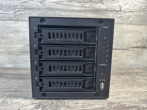 BUFFALO 4-BAY NAS DRIVE LS-Q4.0TL/R5-R (X4) HDD 1TB (NO POWER CORD) L81 - Picture 2 of 7