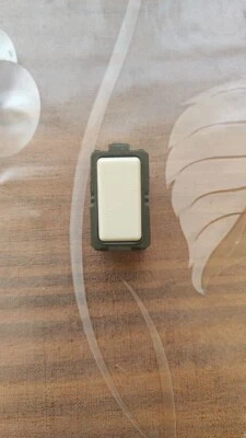 Deviatore Interruttore Bticino serie Magic art. 5003. Nuovo e introvabile