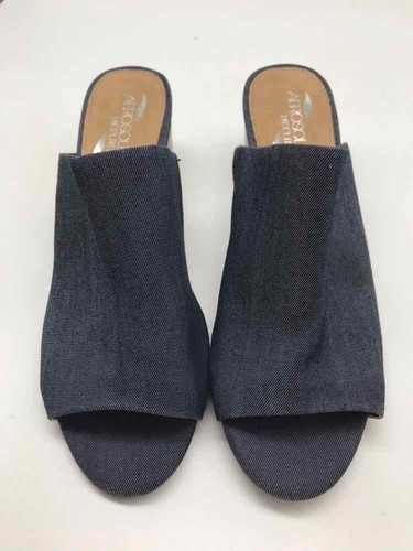 Aerosoles Navy Size 8.5 Mule Heels - Picture 5 of 6