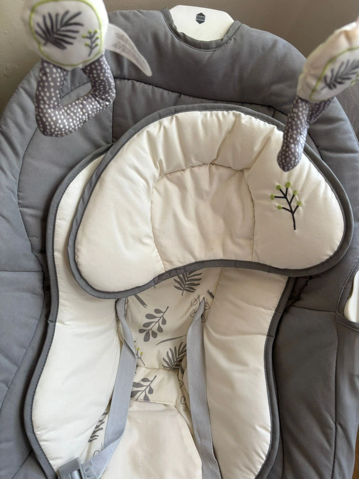 Joie Sansa 2 in 1 Baby Swing & Rocker – Excellent Condition
Opens in a new window or tab