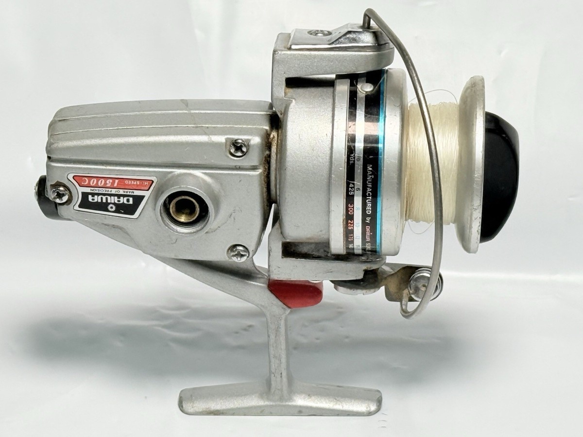 daiwa 1500c reel Shock Spinning 1500b  coupled with a secure screw DAIWA 1500C Silver Series Vintage