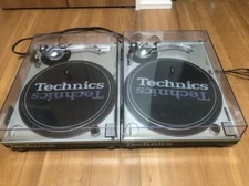 Technics SL1200 MK3D Silver Set Direct Drive DJ Maintained Turntables with cover