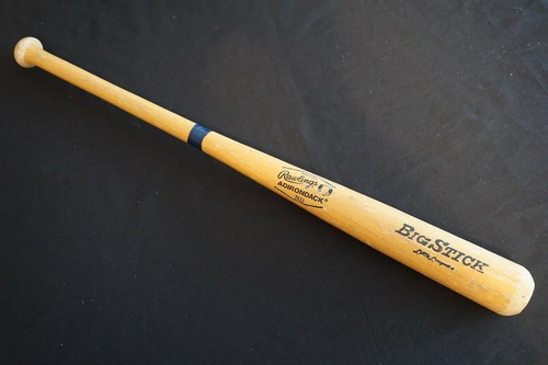 Ancienne batte de baseball en bois Adirondack 242J modèle Carlton & Rice Rawling