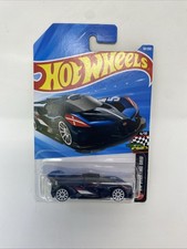    Hot Wheels Bugatti Bolide Sweet Rides / Premium 1:64 Diecast