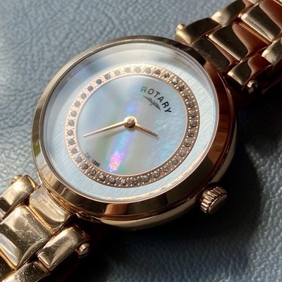 Damen Rotary MOP Rosegold Designer Uhr Kristalle Neu aus altem Lagerbestand UVP 269 