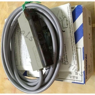 New in box   SUNX SU-7P Photoelectric Sensor (1PCS) @zx
