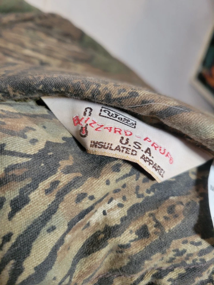 Vintage Walls Blizzard Pruf Mens Size L Tall Realtree Camo Reversible Orange... - Image 3 of 4