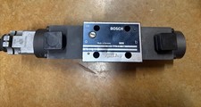 BOSCH 0-811-404-001 SOLENOID VALVE 0811404001 used