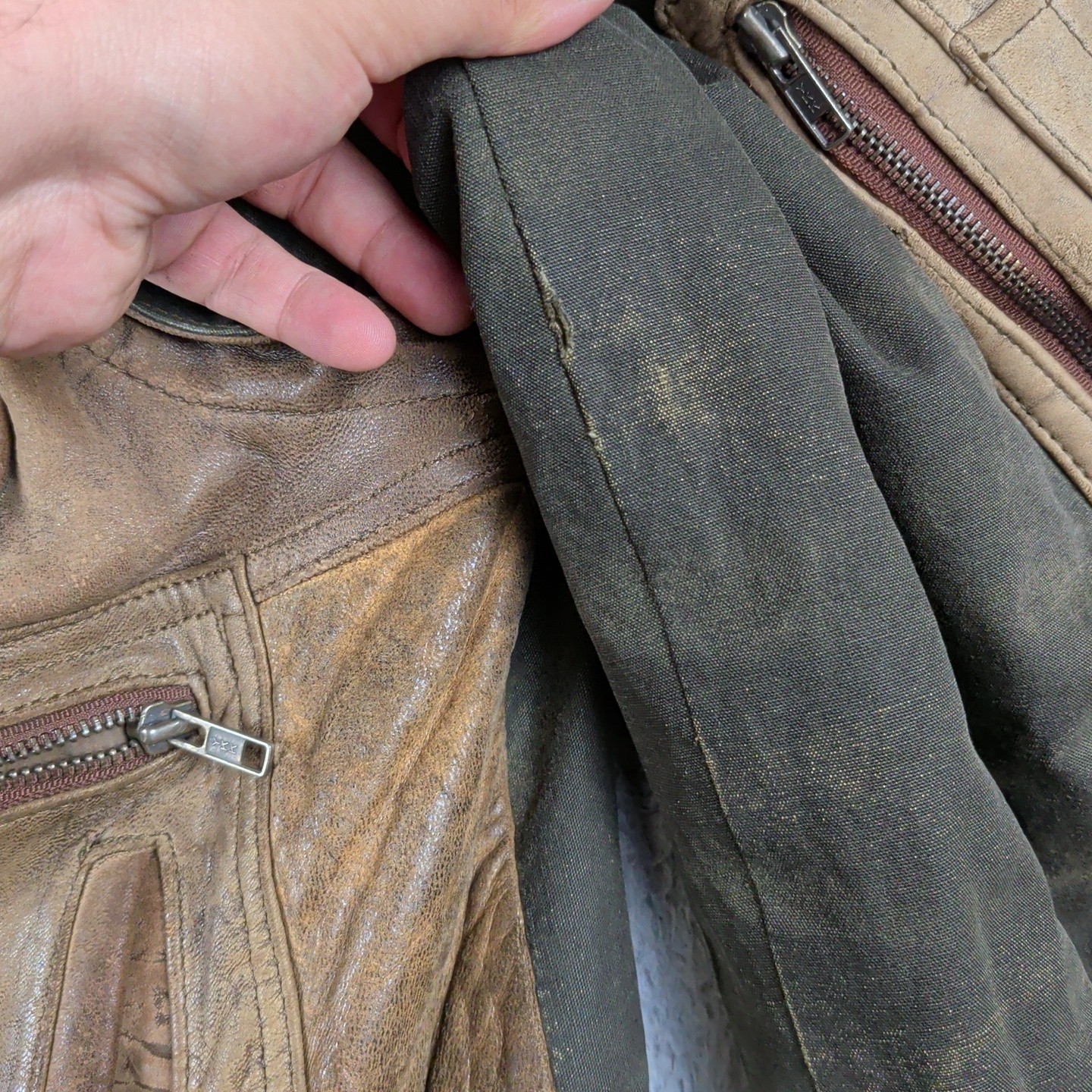 Vintage Overland Jacket Mens 44 Leather Midway Flight Bomber Coat Distressed Map image 8