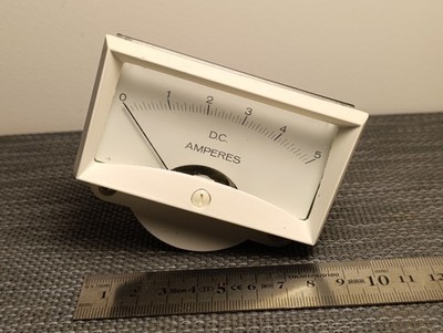 API Model 361 Shielded D.C Amperes Meter Vintage Panel white 0-5 NEW NOS