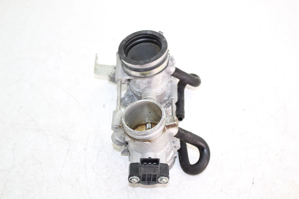 Carrocería del acelerador 13-15 Bmw F700gs 13547696412 Foto 2 de 4