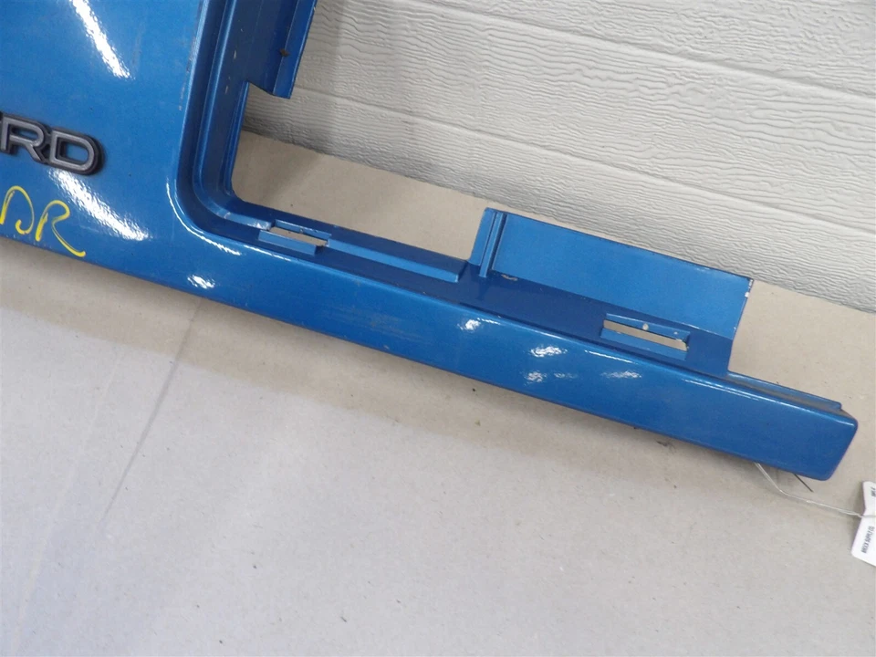 ЦЕНТРАЛЬНЫЙ ЗАДНИЙ ФОНАРЬ PONTIAC SUNBIRD 1988-1994 2Dr ПАНЕЛЬ ОТДЕЛКИ ХВОСТА БАГАЖНИКА - Изображение 4 из 4