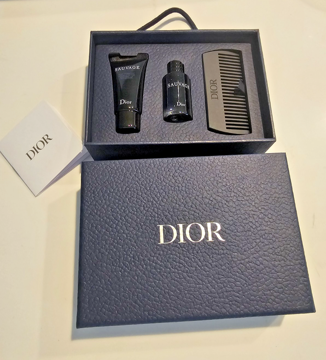 DIOR 3pc SAUVAGE Mini Travel Eau de Toilette Moisturizer Comb Dior