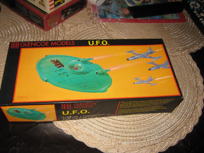 U.F.O. by Glencoe Models in 1/48 scale from 1996