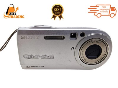 Sony Cyber-shot DSC-P100 Digitalkamera 5,1MP 3x Zoom Carl Zeiss Silber