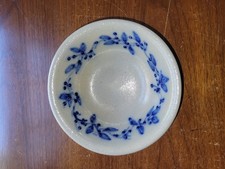 Vintage 1997 Salmon Falls Blueberry Vine 6" Bowl Vintage 1997 Salmon Falls Blueberry Vine 6" Bowl