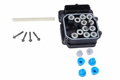 Genuine GM Electronic Brake Control Module with Bolts 84414662