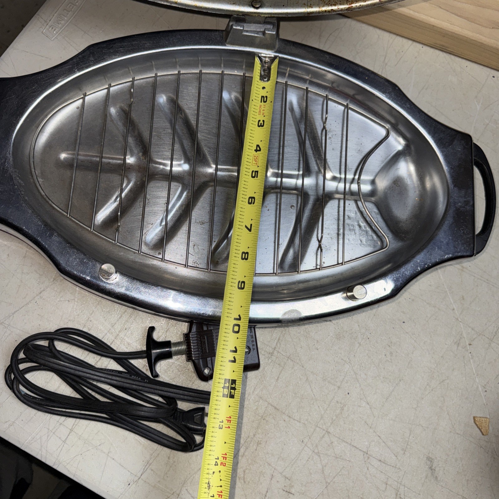 Vintage Berns Air King Holliwood Electric Table Broiler Model 60 S 1950S