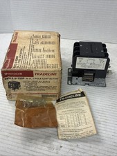 Honeywell R8212G1209 3-Pole Electrical Contactor - 30A - New Old Stock