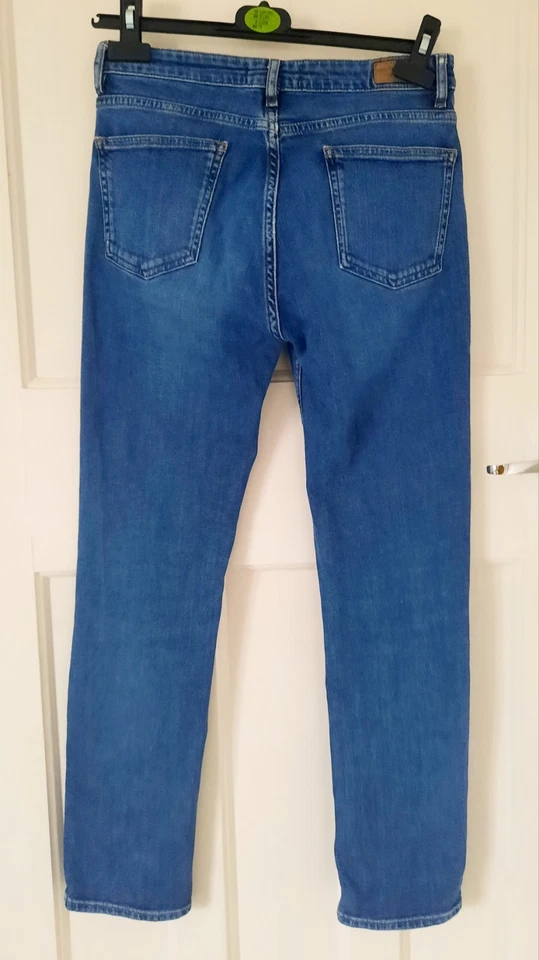 Fat Face Chesham Girlfriend Blue Straight Jeans Size 8R 28"Waist 27"Leg - Image 2 of 4