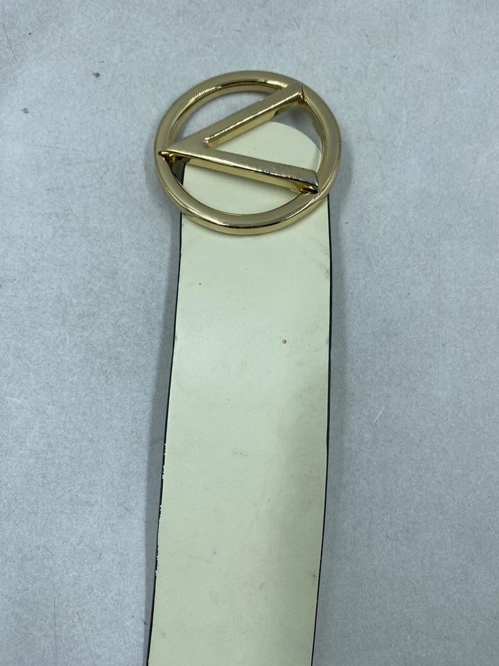 Valentino Ivory Leather Belt 44" Length - Image 2 of 4