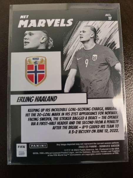 2022-23 Donruss FIFA Erling Haaland Norway NET MARVELS card #17 view 2