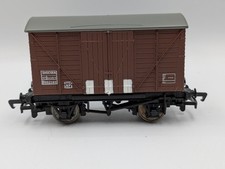 Bachmann Branchline 12 ton shock absorbing goods van 33-735 00 Gauge New & Boxed