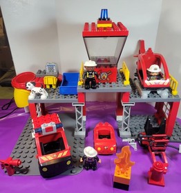 LEGO Duplo 5601 Fire Station Almost Complete. Please Read Description