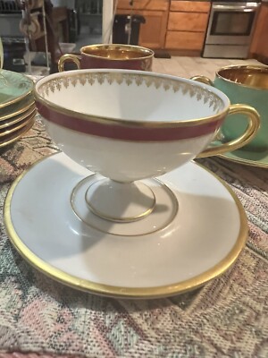 vintage hutschenreuther Selb Bavaria Teacup & Saucer Burgundy Band Gold Trimming