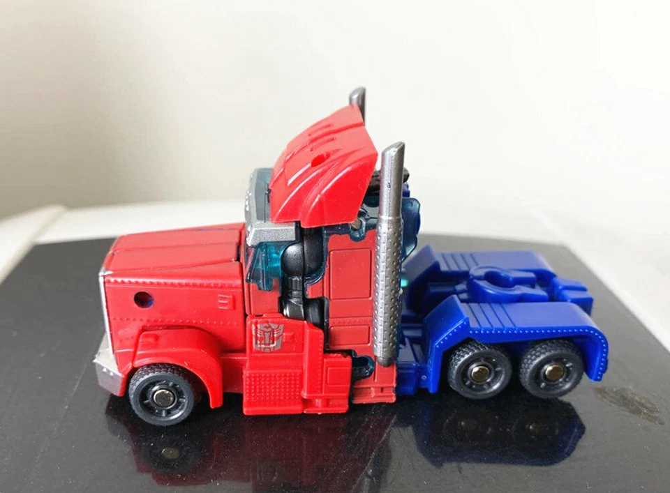 Hasbro Transformers Optimus Prime Cybervers Commander Action Figure In Stock New - Image 3 of 4