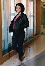 PAIGE SPARA signed Autogramm 20x30cm THE GOOD DOCTOR in Person autograph COA
