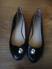R&Be Ladies Black Pon Pon Shiny Flat Size4 Ballerina Shoes. Excellent Condition