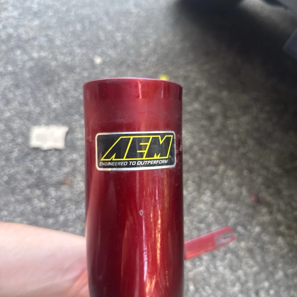 Entrada de aire frío verdadera AEM para Mazda Protege/protege5 2001-2003 Foto 3 de 4