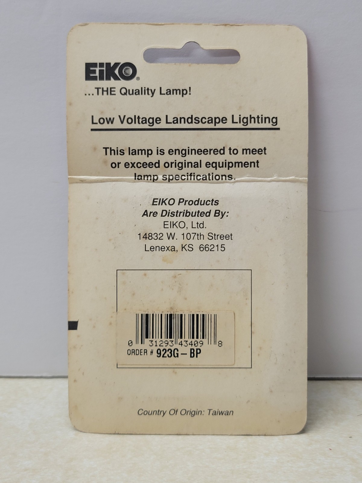Vintage EIKO #923G  2 Pack Landscape Lighting Bulbs 12v 11watt NOS Sealed Green