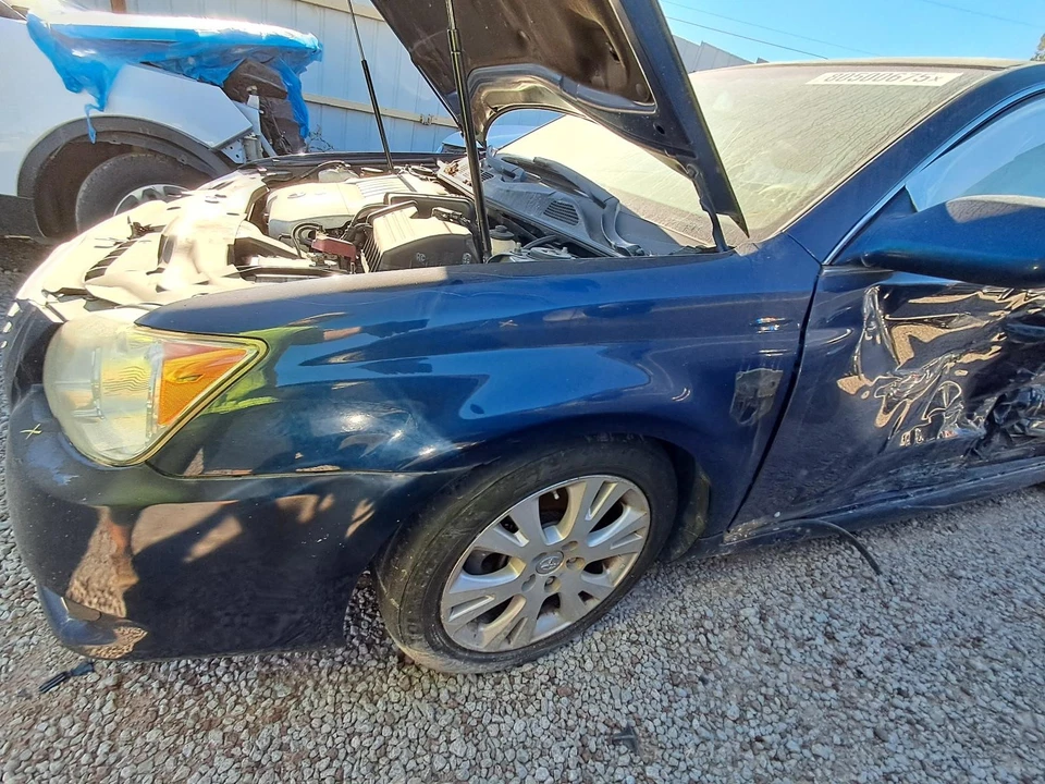 Used Fuel Tank fits: 2008 Toyota Avalon 4 cylinder Federal Grade A Foto 2 de 4