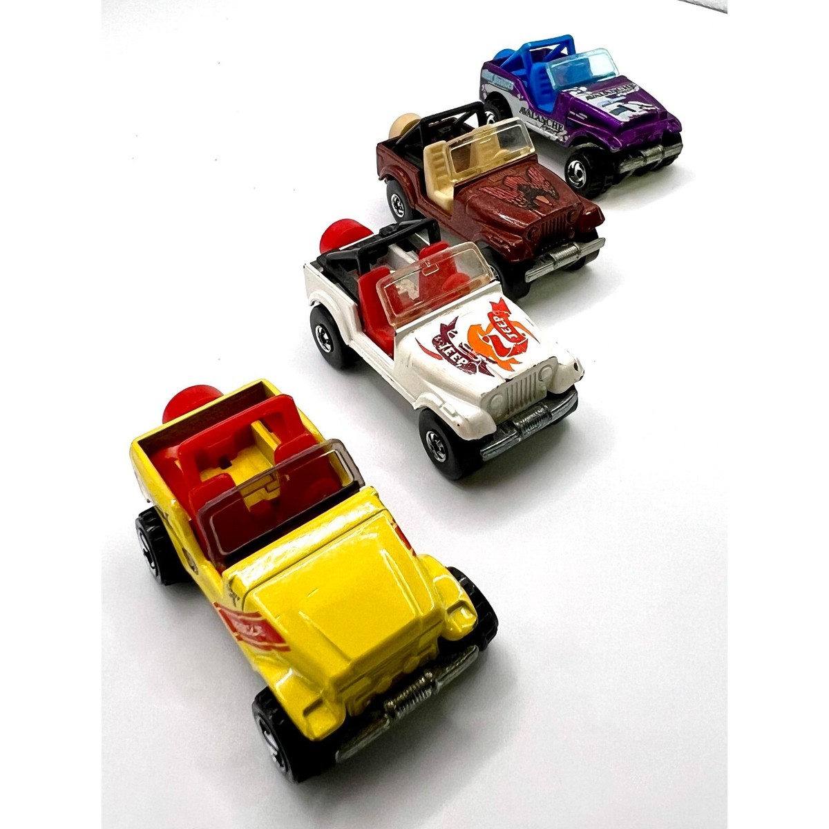 Vintage Hot Wheels Jeep Collection CJ-7 Rescue Jeep