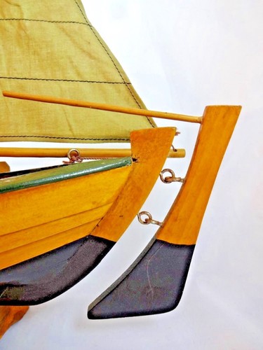 Large Vintage Handmade Sailboat Nautical Wooden Sloop Model Ship Cloth Sails - Picture 3 of 12