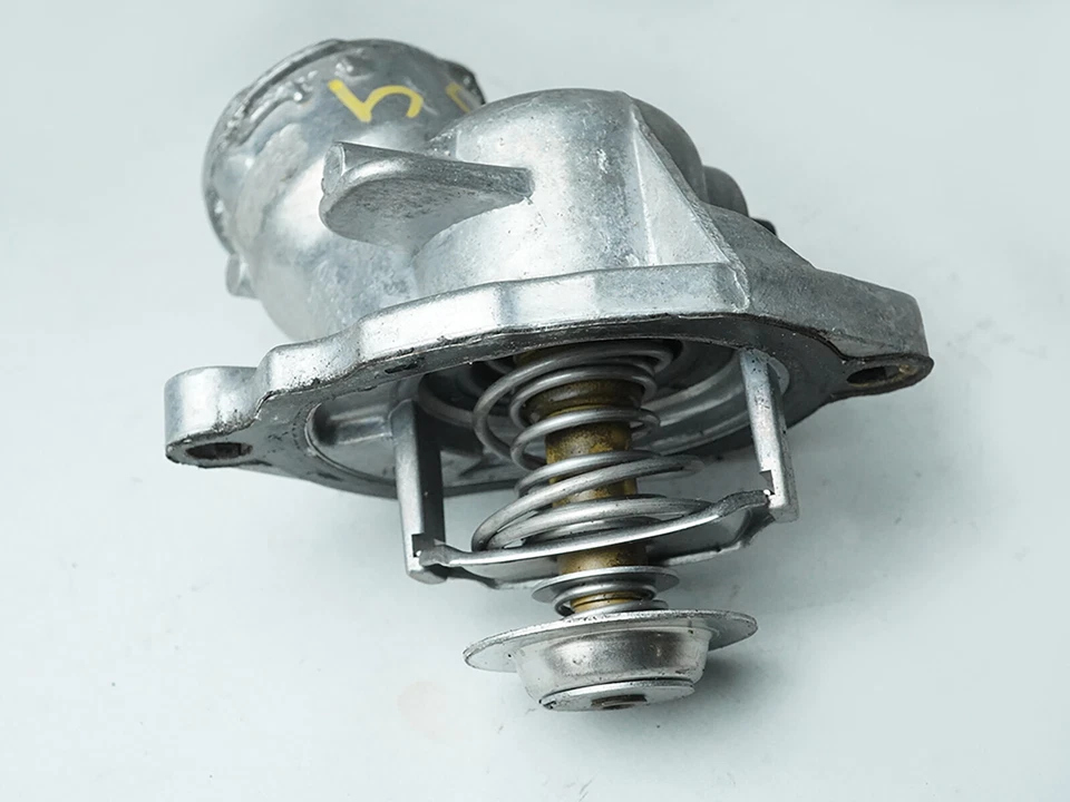 2010 - 2013 Mercedes Benz E Class E550 W212 termostato líquido de arrefecimento de água fabricante de equipamento original - Imagem 4 de 4