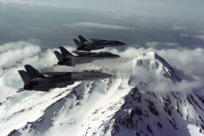 THREE U.S. NAVY GRUMMAN F-14A TOMCAT OF FIGHTER SQUADRON 4X6 PHOTO