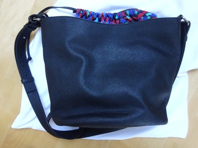 Neuwertige ''Jil Sander Navy''  - Beuteltasche schwarz