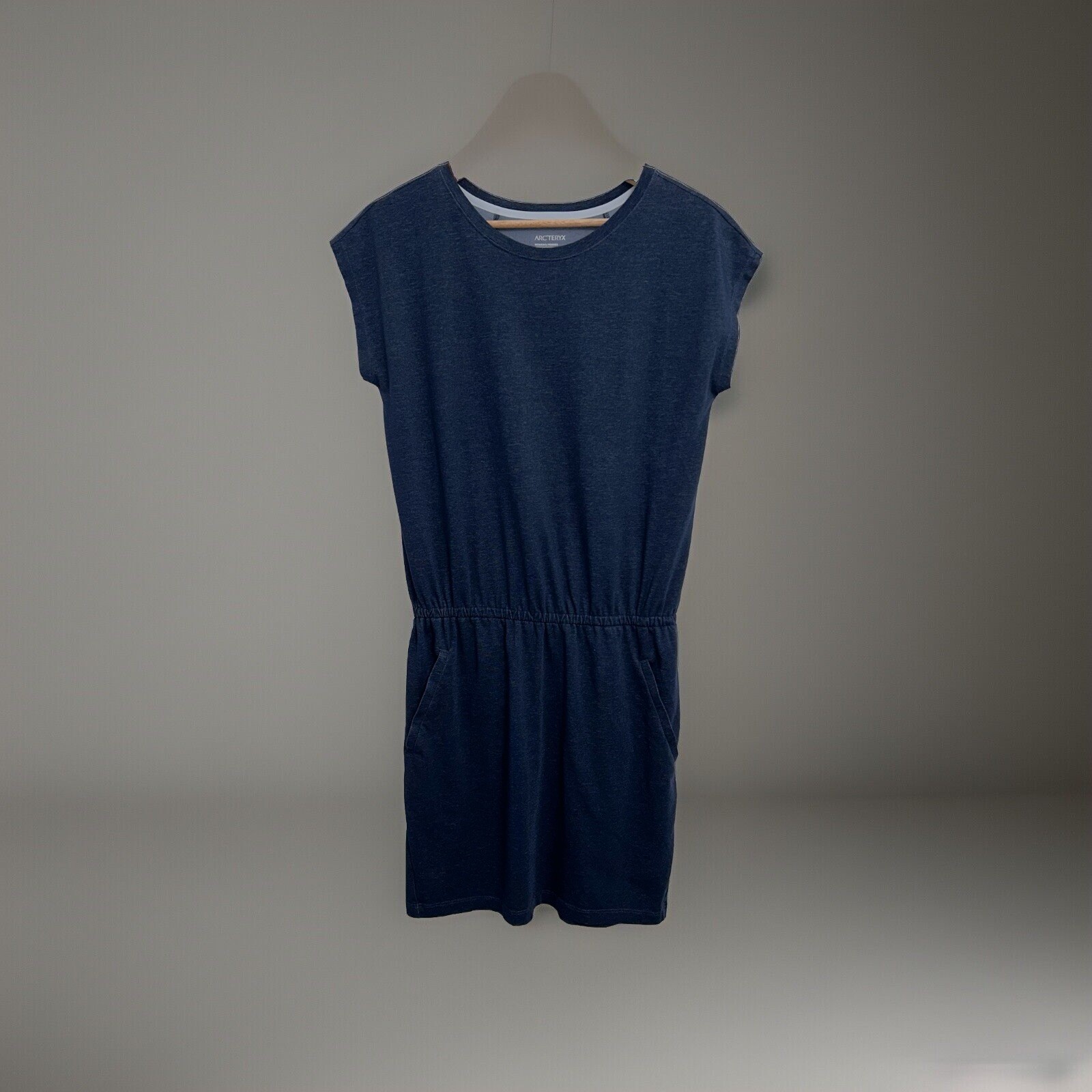 Abito a maniche corte Arc'teryx Ardena blu esosfera Arcteryx donna XS TP