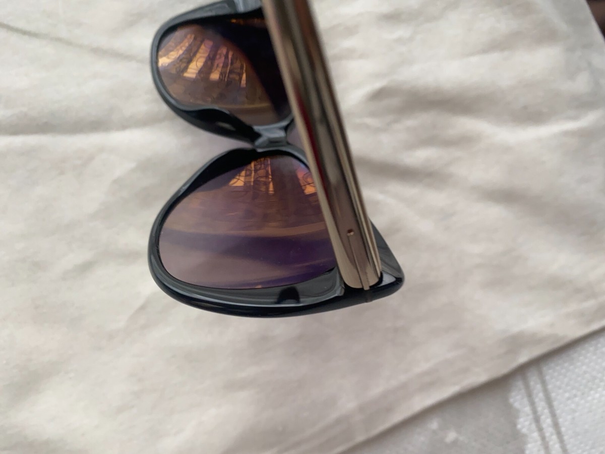 Tom Ford Reveka Sunglasses Gold / Black Gradient TF512 01C 