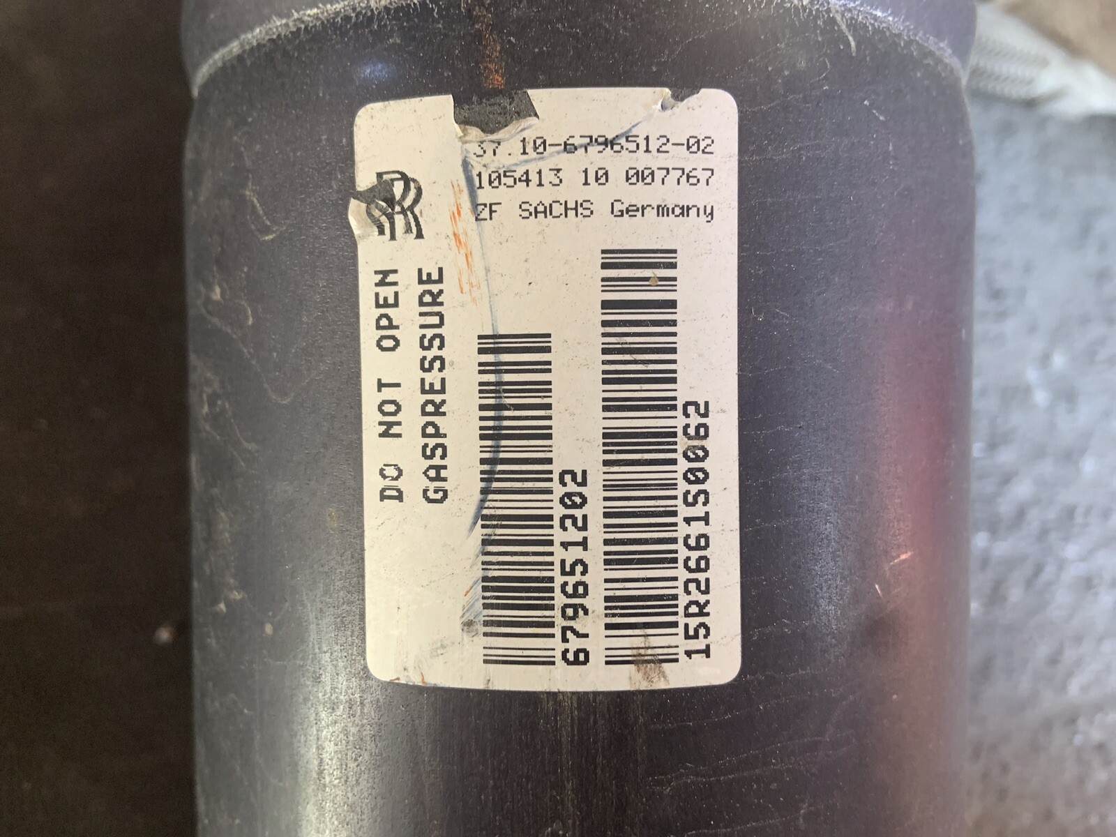Rolls-Royce Phantom RR1 EWB 37116767012 FRONT Air Suspension Shock Struts OEM