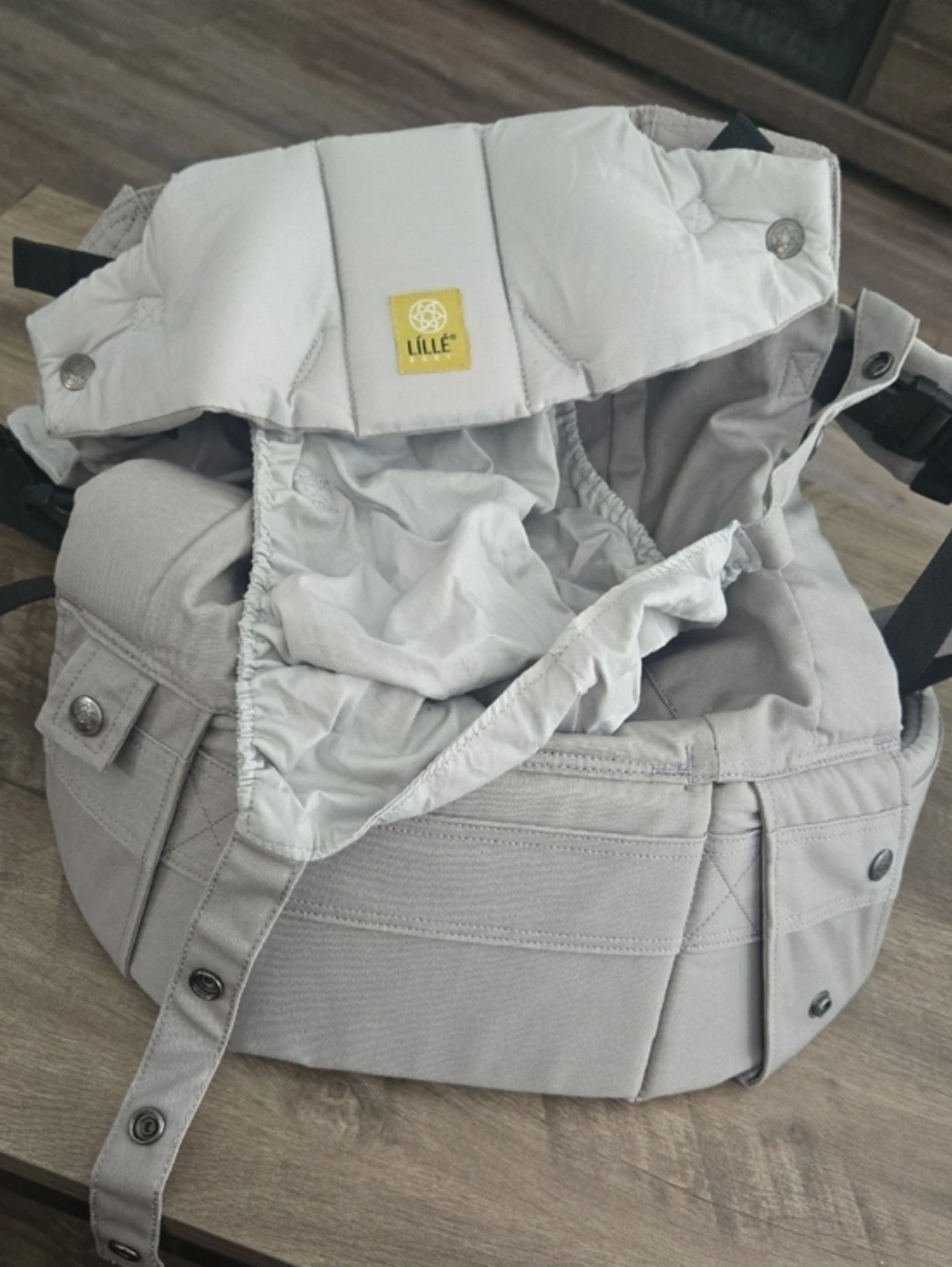 LÍLLÉbaby Gray Soft Structured Baby Carrier with Buckle Closure
Opens in a new window or tab