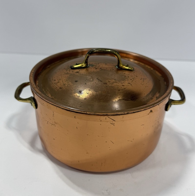 Small Tagus R.9 Pot with Lid 