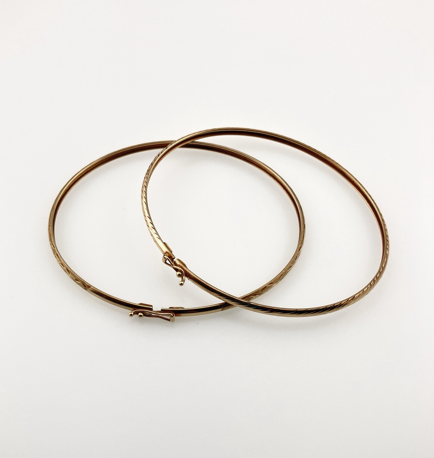 Vintage Bangle Bracelets Solid 10K Yellow Gold Pa… - image 1