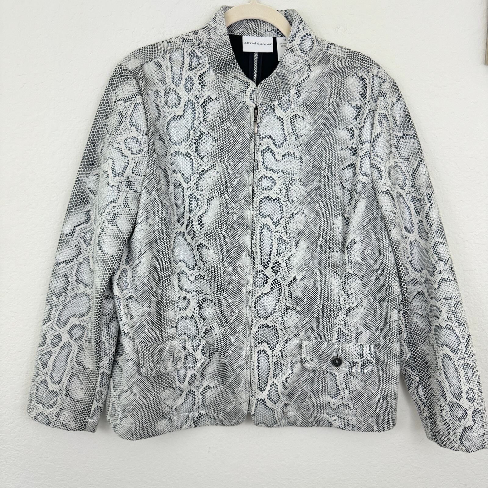 Alfred Dunner Womens Blazer Jacket Size 16 Snake Print Full Zip Black