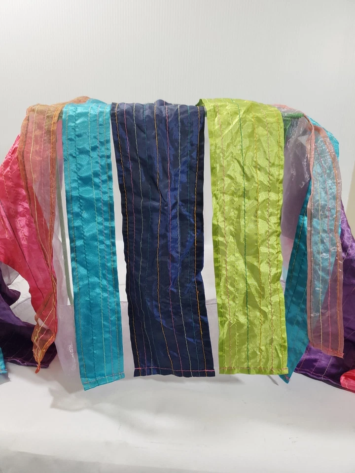 Wamsutta 2 cenefas de cortina transparentes con serpentinas de colores 57" x 16" Foto 3 de 4