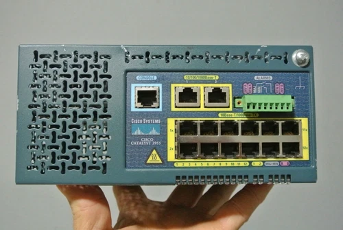 CISCO WS-C2955T-12 12 PORT DIN RAIL INDUSTRIAL MANAGED SWITCH 12xFE 2xGB 24V DC